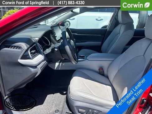 Used 2024 Toyota Camry XLE w/ Navigation Package FWD image 16