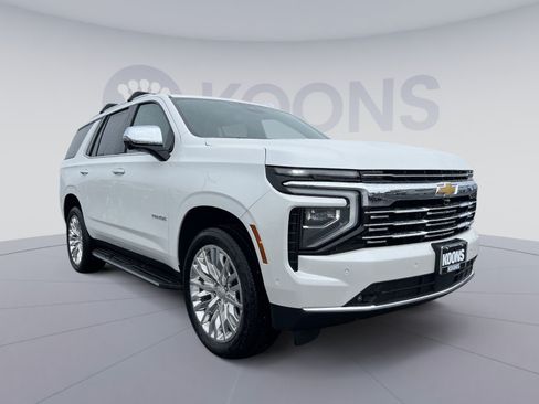 Used 2025 Chevrolet Tahoe Premier AWD/4WD image 10