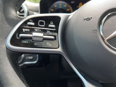 Used 2020 Mercedes-Benz A 220 image 19