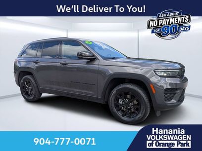 Used 2024 Jeep Grand Cherokee Altitude