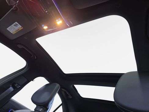 New 2025 Mercedes-Benz C 300 4MATIC Sedan image 29