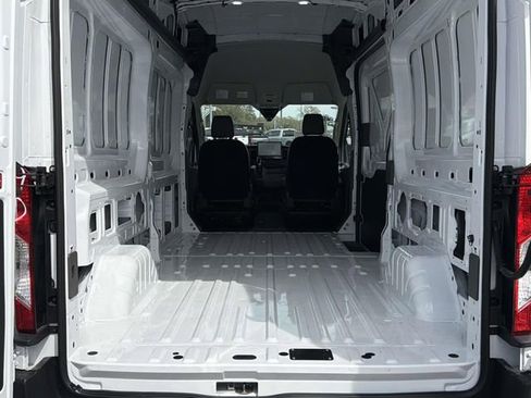 New 2026 Ford Transit 250 148 High Roof RWD image 31