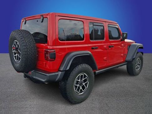 Used 2024 Jeep Wrangler Rubicon w/ Technology Group image 4