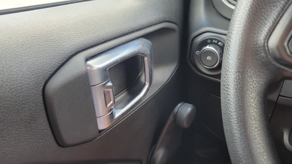 Used 2021 Jeep Wrangler Sport AWD/4WD image 22