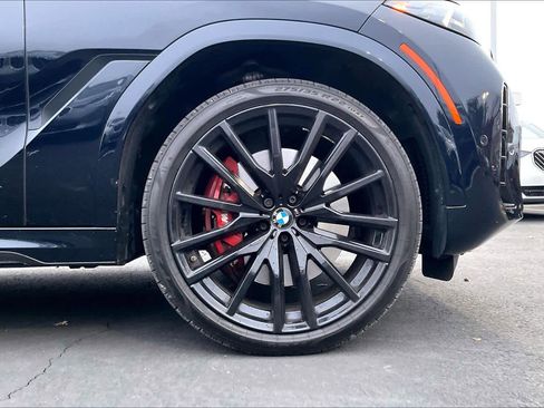 Used 2024 BMW X6 M60i image 12