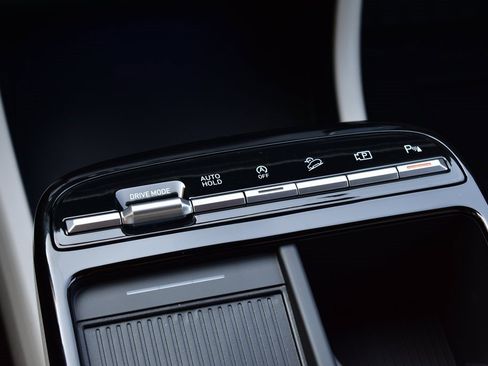 New 2026 Hyundai Tucson Limited image 38