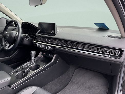 Certified 2024 Honda Civic EX-L image 36