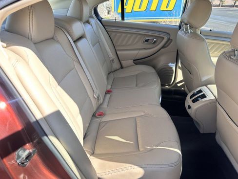 Used 2015 Ford Taurus SEL w/ Equipment Group 201A image 16