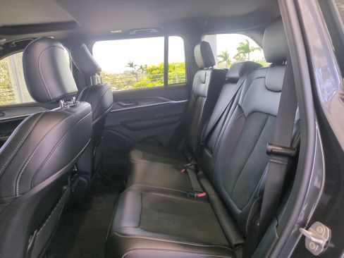 New 2026 Jeep Grand Cherokee Altitude image 15