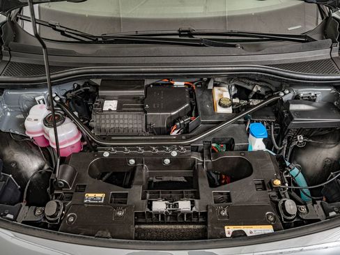 Used 2025 Volkswagen ID.4 Pro RWD image 35