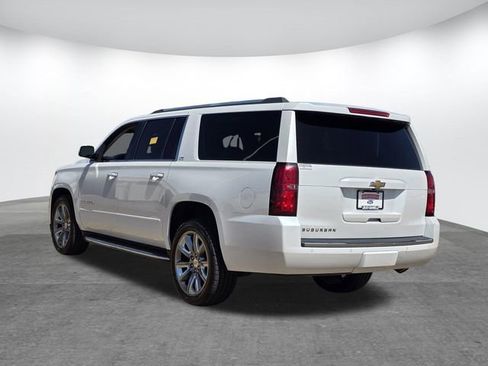 Used 2016 Chevrolet Suburban LTZ image 6