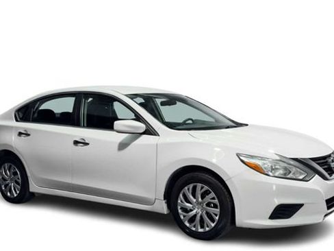 Used 2018 Nissan Altima 2.5 S w/ S Convenience Package FWD image 7