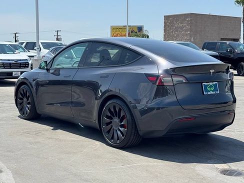 Used 2024 Tesla Model Y Performance AWD/4WD image 2