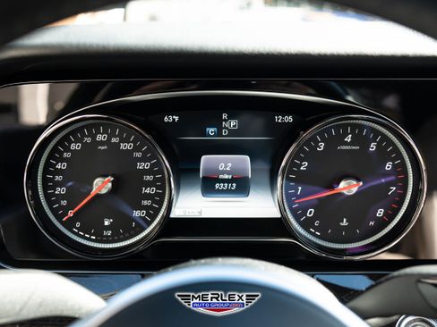 Used 2019 Mercedes-Benz E 300 w/ Premium 1 Package image 30
