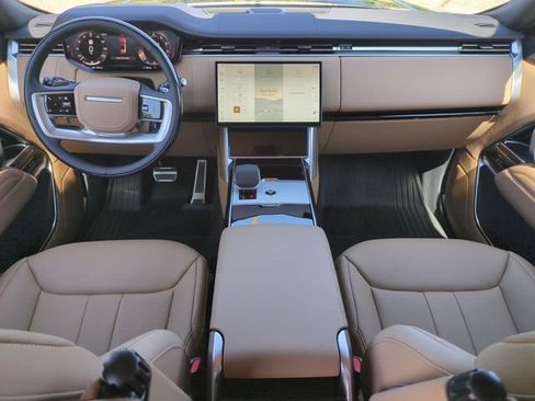 New 2026 Land Rover Range Rover Long Wheelbase SE AWD/4WD image 14