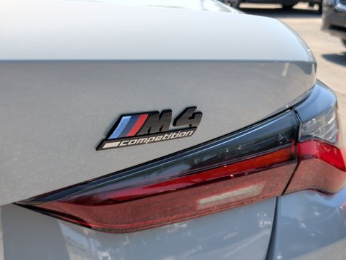 Used 2022 BMW M4 xDrive Competition w/ Executive Package AWD/4WD image 12