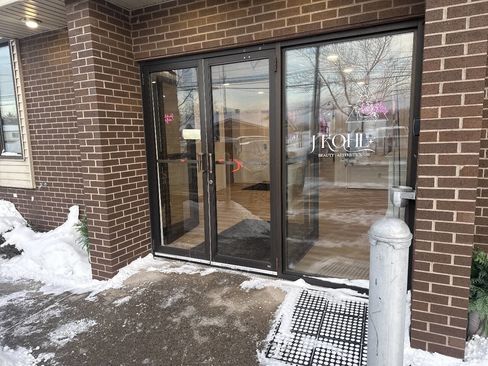 Used 2015 Subaru Impreza 2.0i Limited image 22