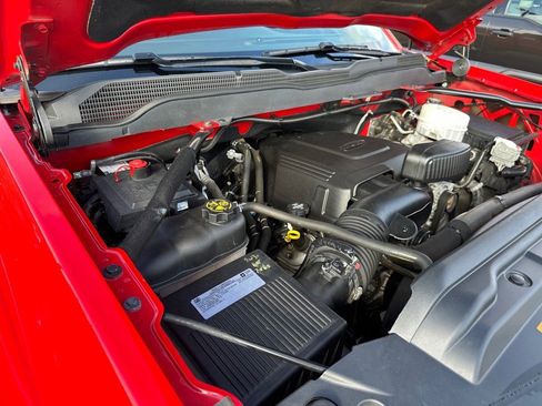 Used 2019 Chevrolet Silverado 2500 LT w/ LT Convenience Package image 27