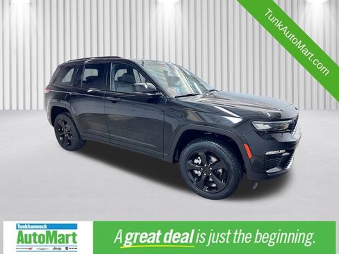 New 2025 Jeep Grand Cherokee Limited w/ Black Appearance Package image 1