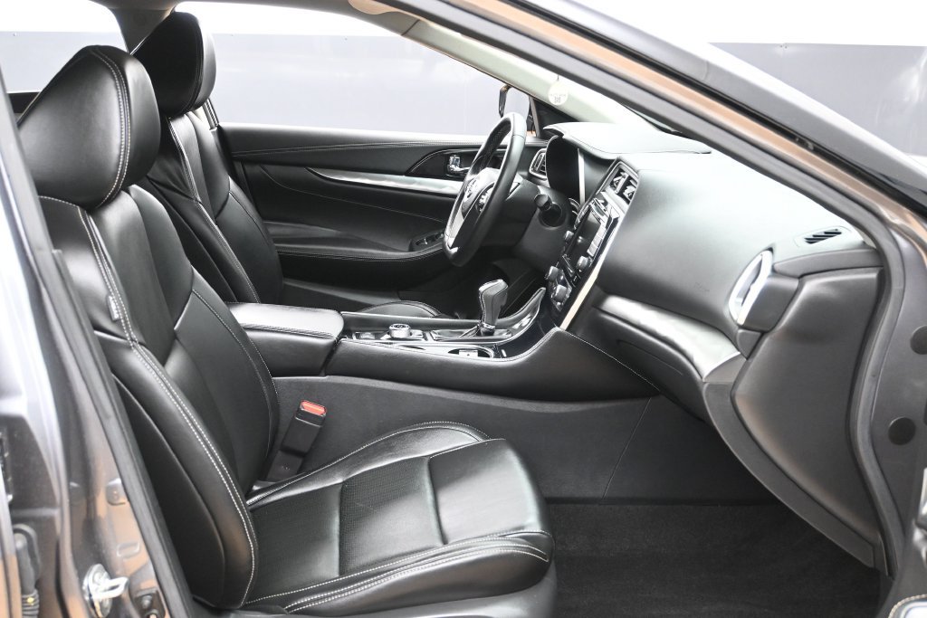 Used 2022 Nissan Maxima SV w/ Floor Mat Group FWD image 27