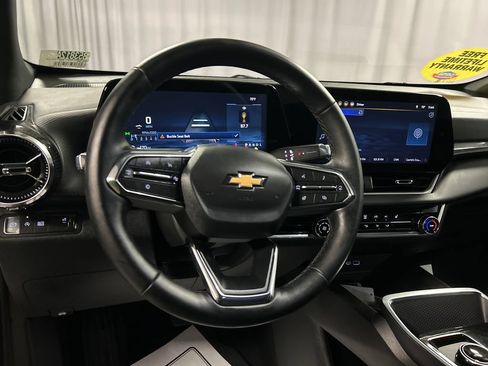 Used 2026 Chevrolet Equinox LT FWD image 14