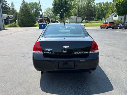 Used 2014 Chevrolet Impala LT w/ LT Sunroof Package image 4