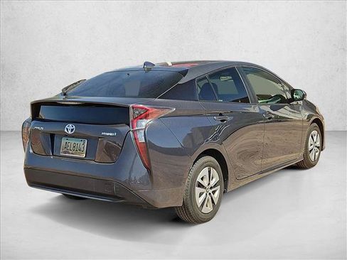 Used 2016 Toyota Prius Three FWD image 5