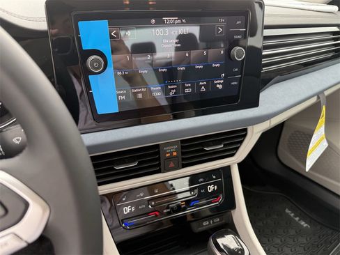 New 2026 Volkswagen Jetta SE image 18