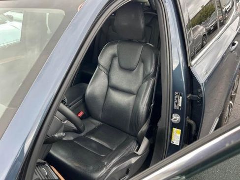 Used 2023 Volvo XC90 B5 Plus w/ Protection Package image 7