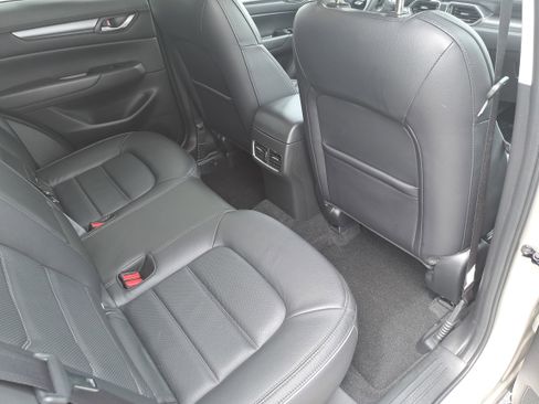 Used 2025 MAZDA CX-5 AWD 2.5 S w/ Preferred Package image 11