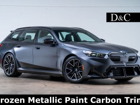 Used 2025 BMW M5 Touring AWD/4WD image 1
