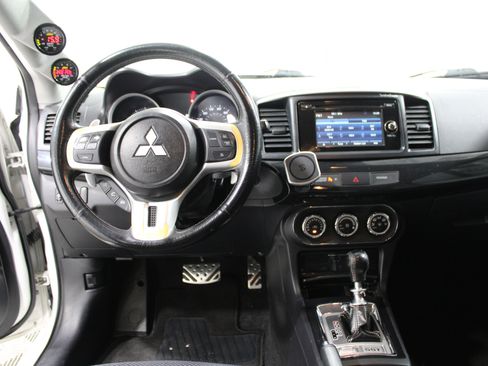 Used 2015 Mitsubishi Lancer Evolution MR AWD/4WD image 2
