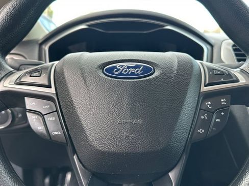 Used 2019 Ford Fusion SE image 23