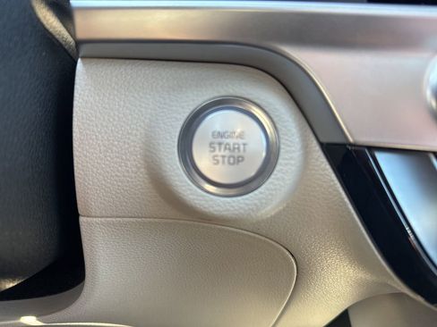 Used 2024 Kia Telluride S w/ S Sunroof Package image 23