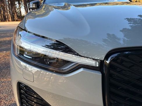 Used 2026 Volvo XC60 B5 Plus w/ Protection Package Premier image 9