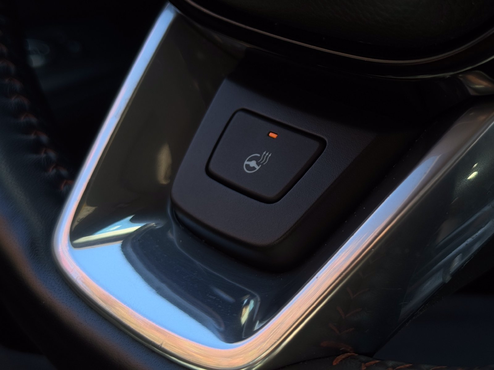 Used 2025 Honda CR-V Sport Touring image 27