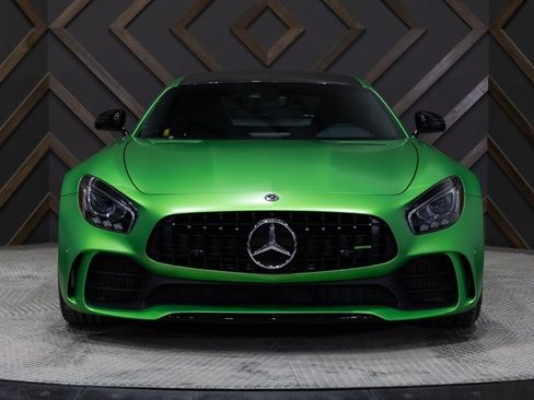 Used 2018 Mercedes-Benz AMG GT R image 23