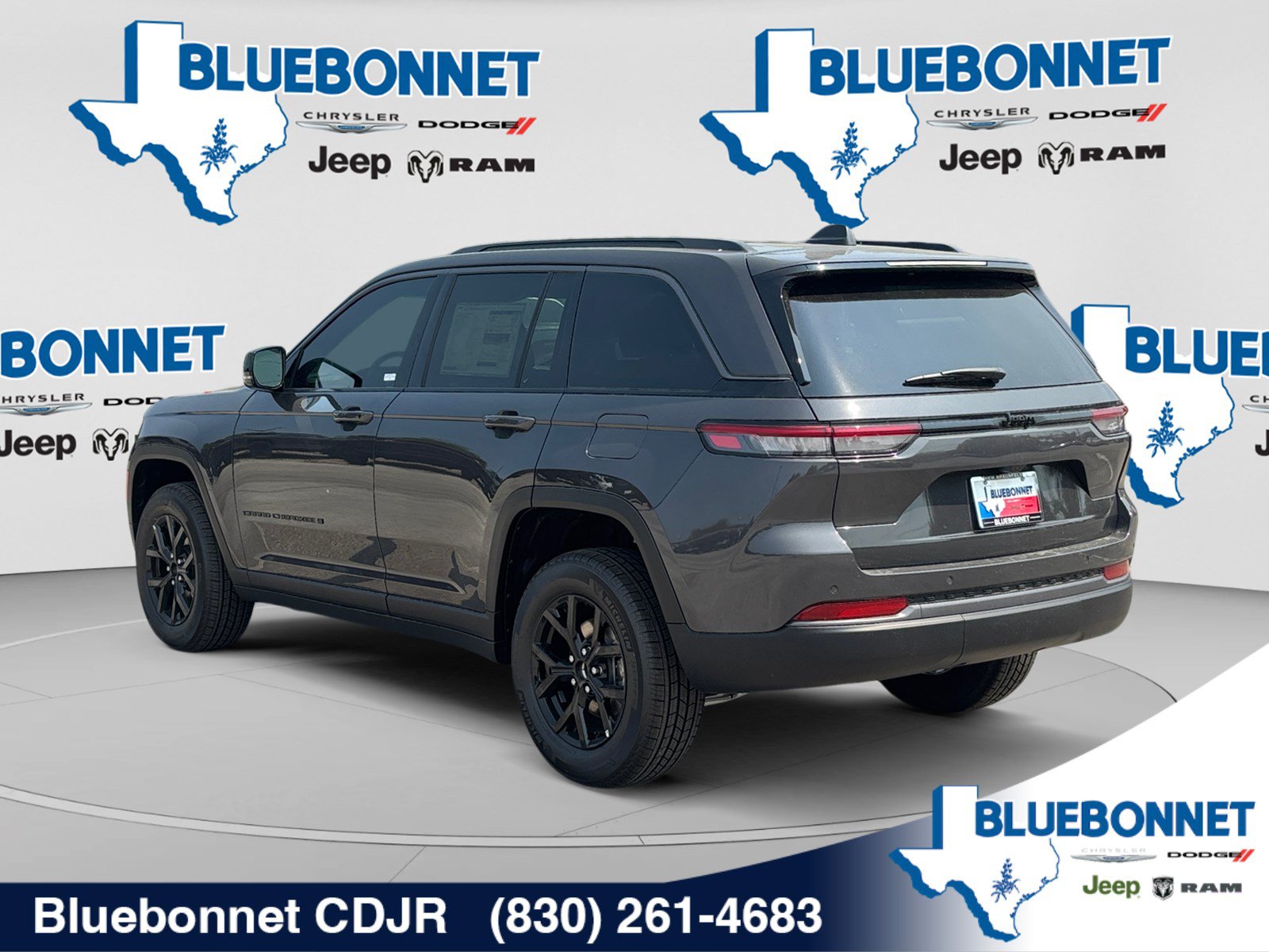 New 2026 Jeep Grand Cherokee Altitude RWD image 7
