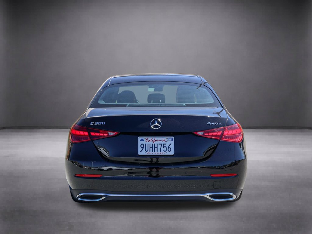 Used 2025 Mercedes-Benz C 300 4MATIC Sedan image 5