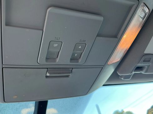 Used 2014 Toyota Tundra 1794 Edition image 19