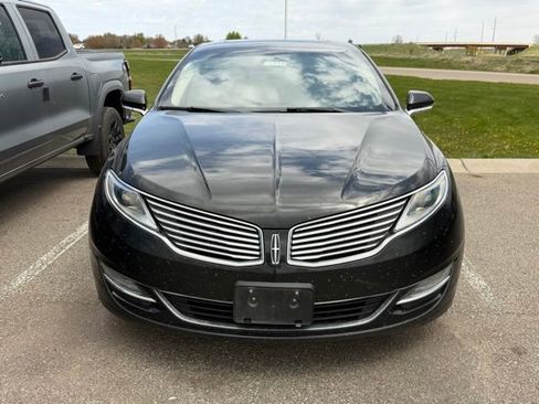 Used 2014 Lincoln MKZ w/ Equipment Group 102A Reserve FWD image 2