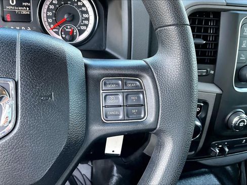 Used 2019 RAM 1500 Tradesman w/ Chrome Appearance Group RWD image 24