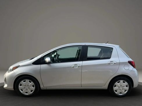 Used 2016 Toyota Yaris L FWD image 7