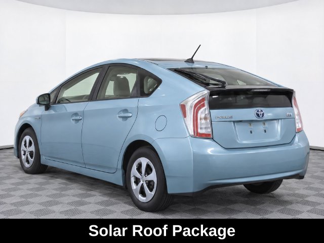 Used 2015 Toyota Prius Three w/ Solar Roof Package FWD image 4