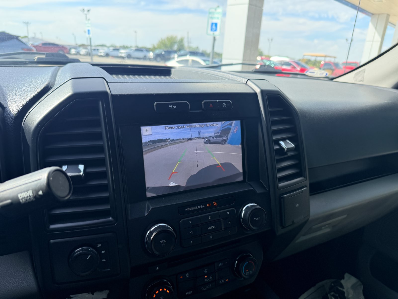 Used 2018 Ford F150 XL w/ Equipment Group 101A Mid AWD/4WD image 15