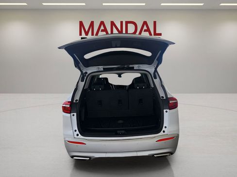 Used 2019 Buick Enclave Avenir FWD image 25