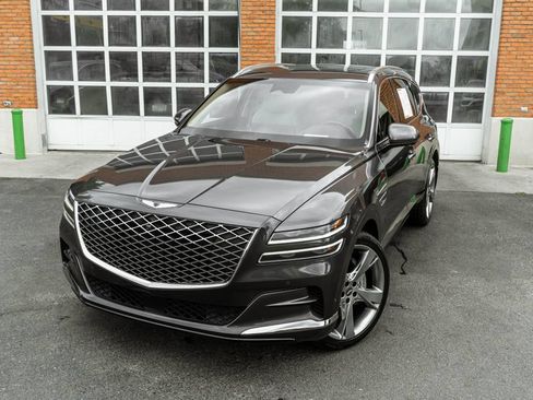 Used 2023 Genesis GV80 2.5T w/ Prestige Package AWD/4WD image 2