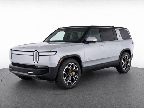 Used 2025 Rivian R1S Adventure AWD/4WD image 3