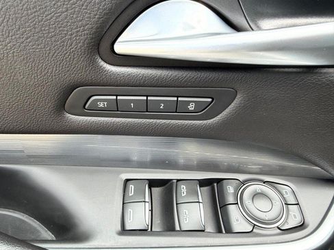 Used 2024 Cadillac XT4 Premium Luxury AWD/4WD image 19