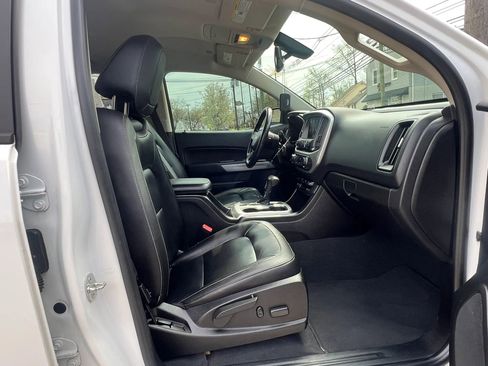 Used 2019 Chevrolet Colorado LT w/ Colorado RST Special Edition image 30